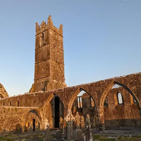 Venetia House - Small Claregalway
